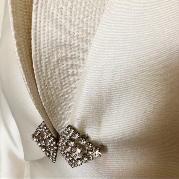 DESIGNER LIMITED EDITION WEDDING DRESS - Picture 3 of 15